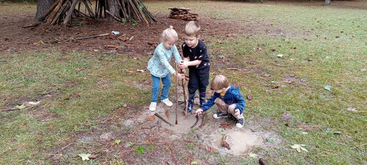 Moms & Tots Group Makes a Mess
